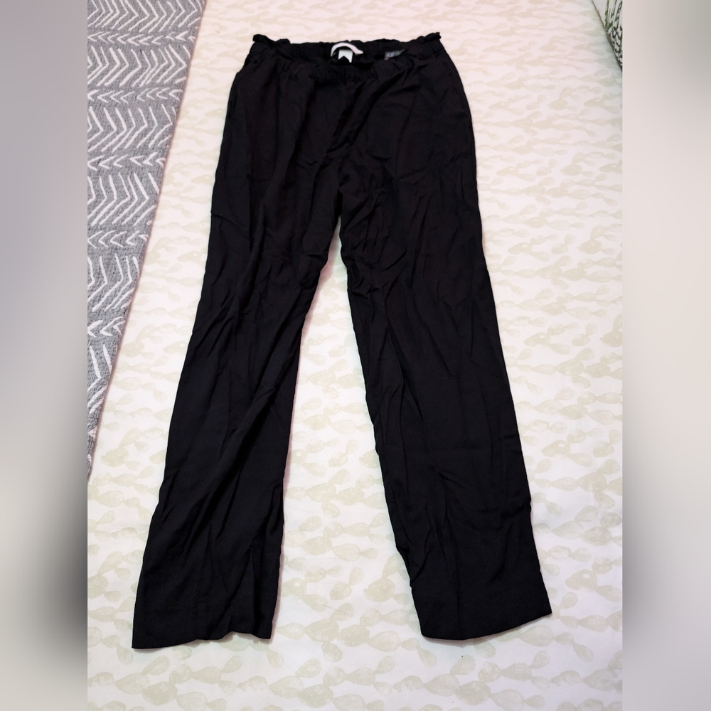Woman's h&M pants